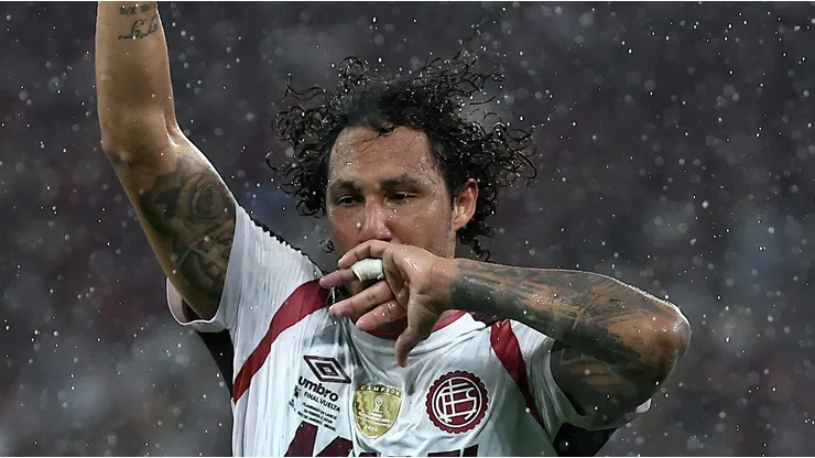 Herói do Lanús, Canale emociona ao revelar sonho de marcar no Maracanã desde a infância. (Foto de Wagner Meier/Getty Images)