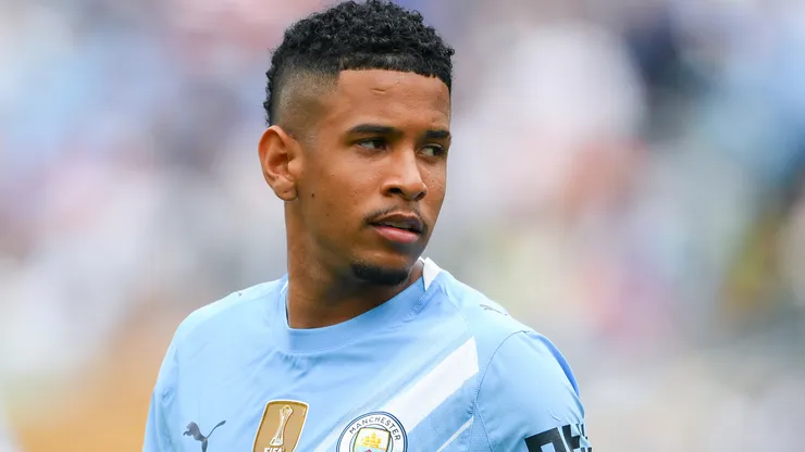 Savinho deve seguir no Manchester City. Foto: David Ramos/Getty Images