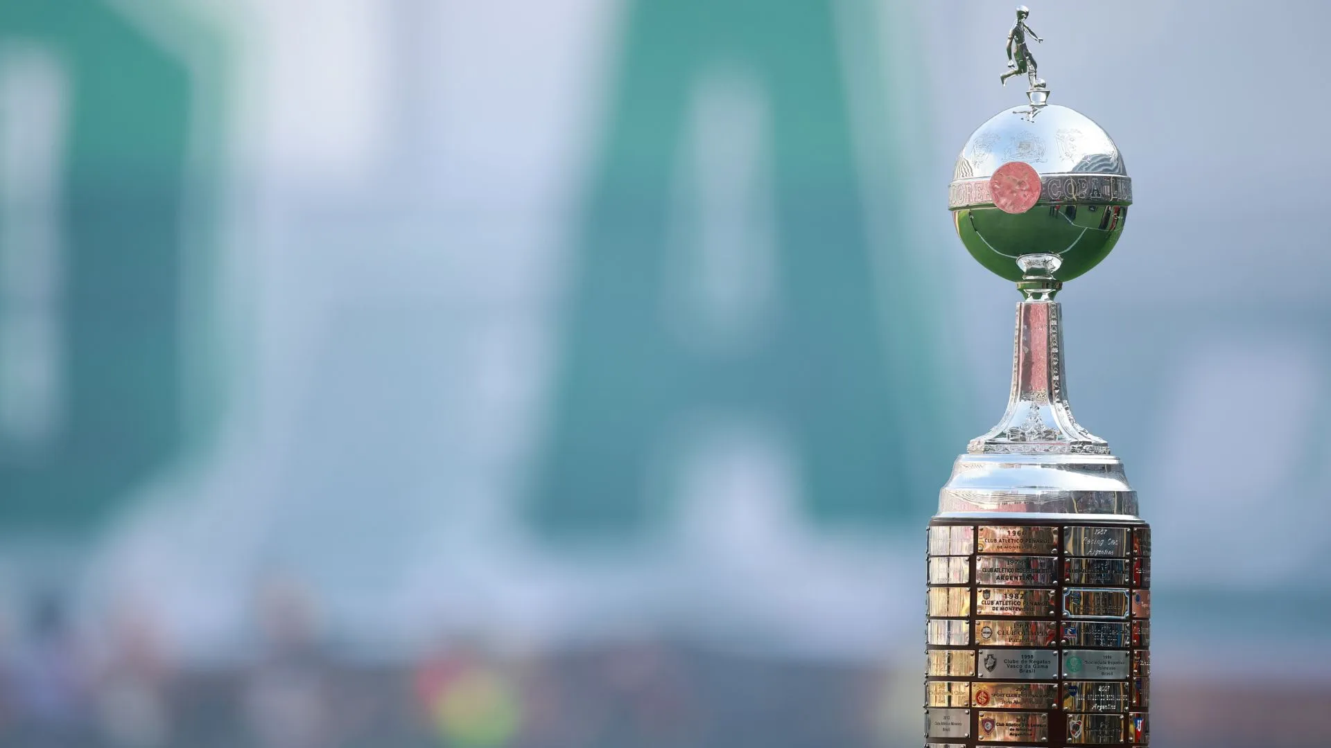 Palmeiras e Flamengo decidiram a Libertadores do ano passado (foto: Hector Vivas/Getty Images)