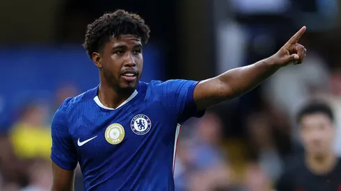 Andrey Santos elogia momento no Chelsea. Eddie Keogh/Getty Images.