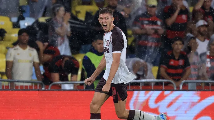 Fluminense abre negociação por Rodrigo Castillo, herói do Lanús na Recopa. (Foto de Buda Mendes/Getty Images)