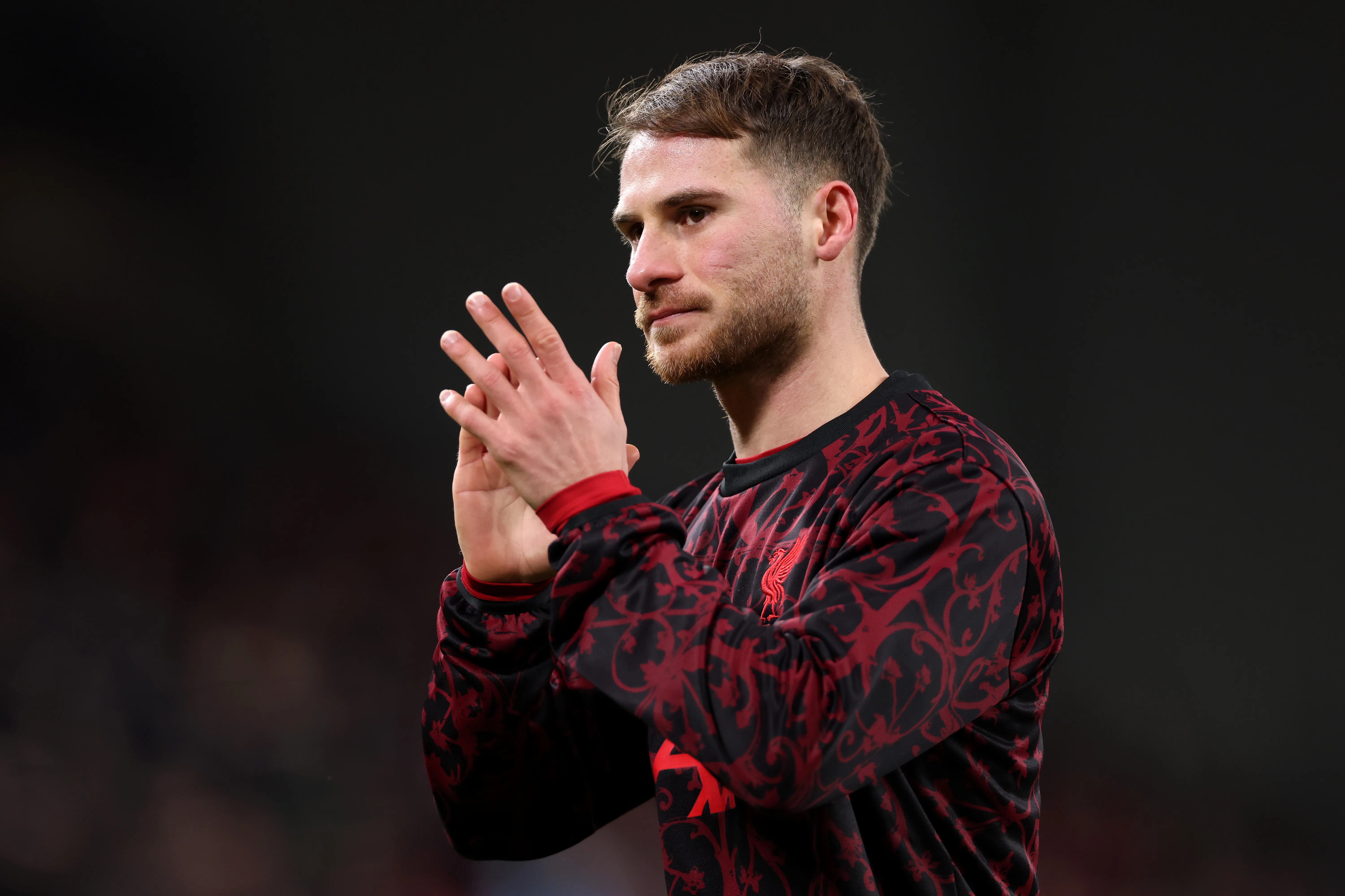 Mac Allister tem contrato até o meio de 2028 (Foto: Justin Setterfield/Getty Images)