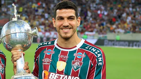 Nino comemorando o título da Libertadores com o Fluminense. Foto: Buda Mendes/Getty Images