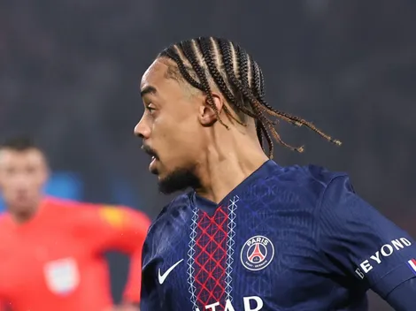 PSG vence Le Havre e dispara na liderança