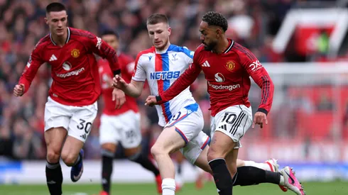 Lance envolvendo Matheus Cunha no jogo entre Manchester United e Crystal Palace