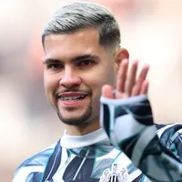 Manchester United mira Bruno Guimarães e três estrelas do Newcastle