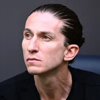 Filipe Luís negociou com o Chelsea antes da demissão no Flamengo