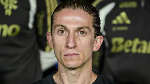Filipe Luís antes de um jogo do Flamengo na Argentina. Foto: Marcelo Endelli/Getty Images