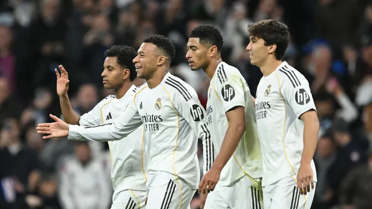 Jogadores do Real Madrid celebram gol (Denis Doyle/Getty Images)