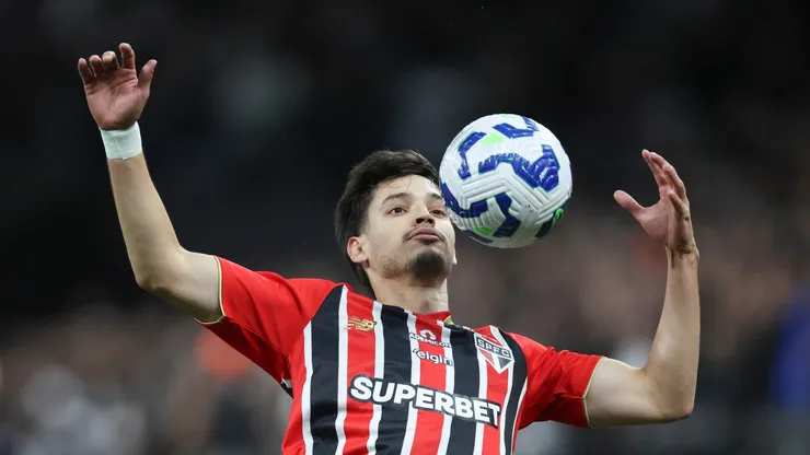 O meio-campista Bobadilla em jogo do São Paulo (Alexandre Schneider/Getty Images)