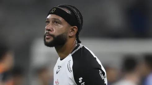 Dívida do Corinthians com Talleres envolvendo Rodrigo Garro impacta negociações com Memphis Depay. (Foto: Pedro Vilela/Getty Images)