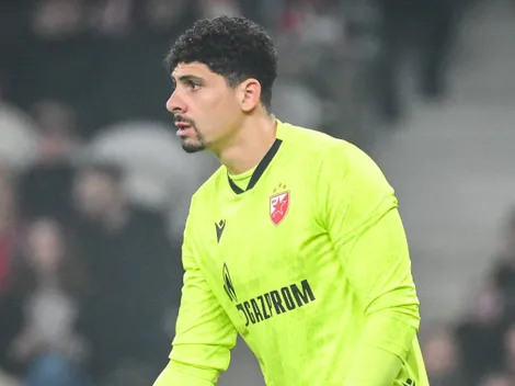 Matheus Magalhães, alvo do Botafogo, deve permanecer no Estrela Vermelha