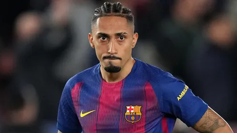 Raphinha promete grande fim de temporada para a torcida do Barcelona após eliminação. (Foto: Alex Caparros/Getty Images)