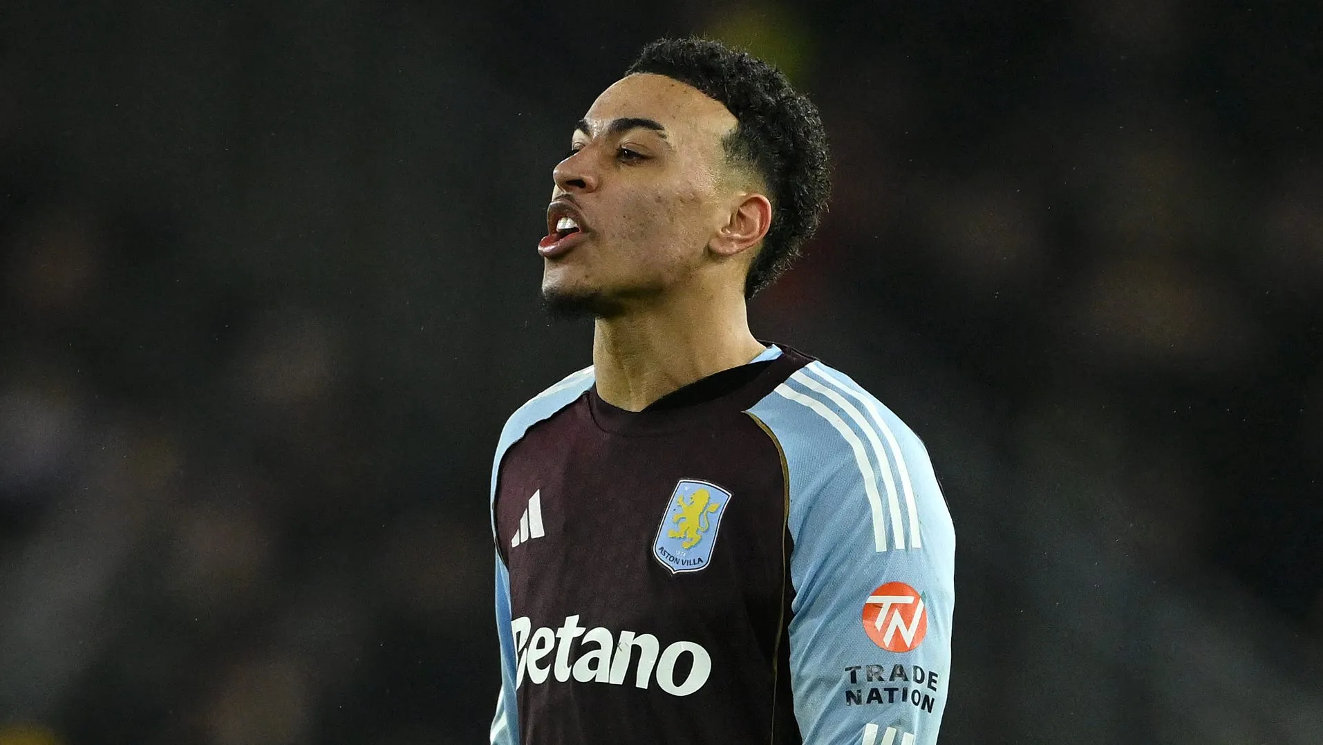 Morgan Rogers está na mira do Manchester United. Foto: Shaun Botterill/Getty Images