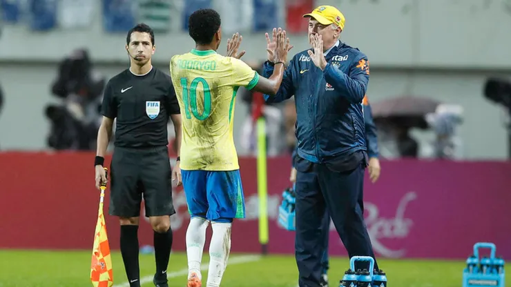 Rodrygo e Ancelotti em amistoso da Seleção Brasileira