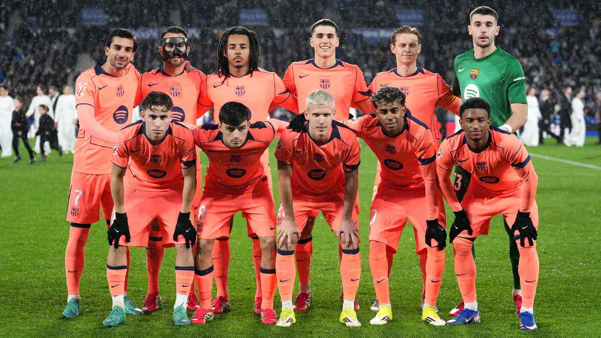 Elenco do Barcelona no pré-jogo