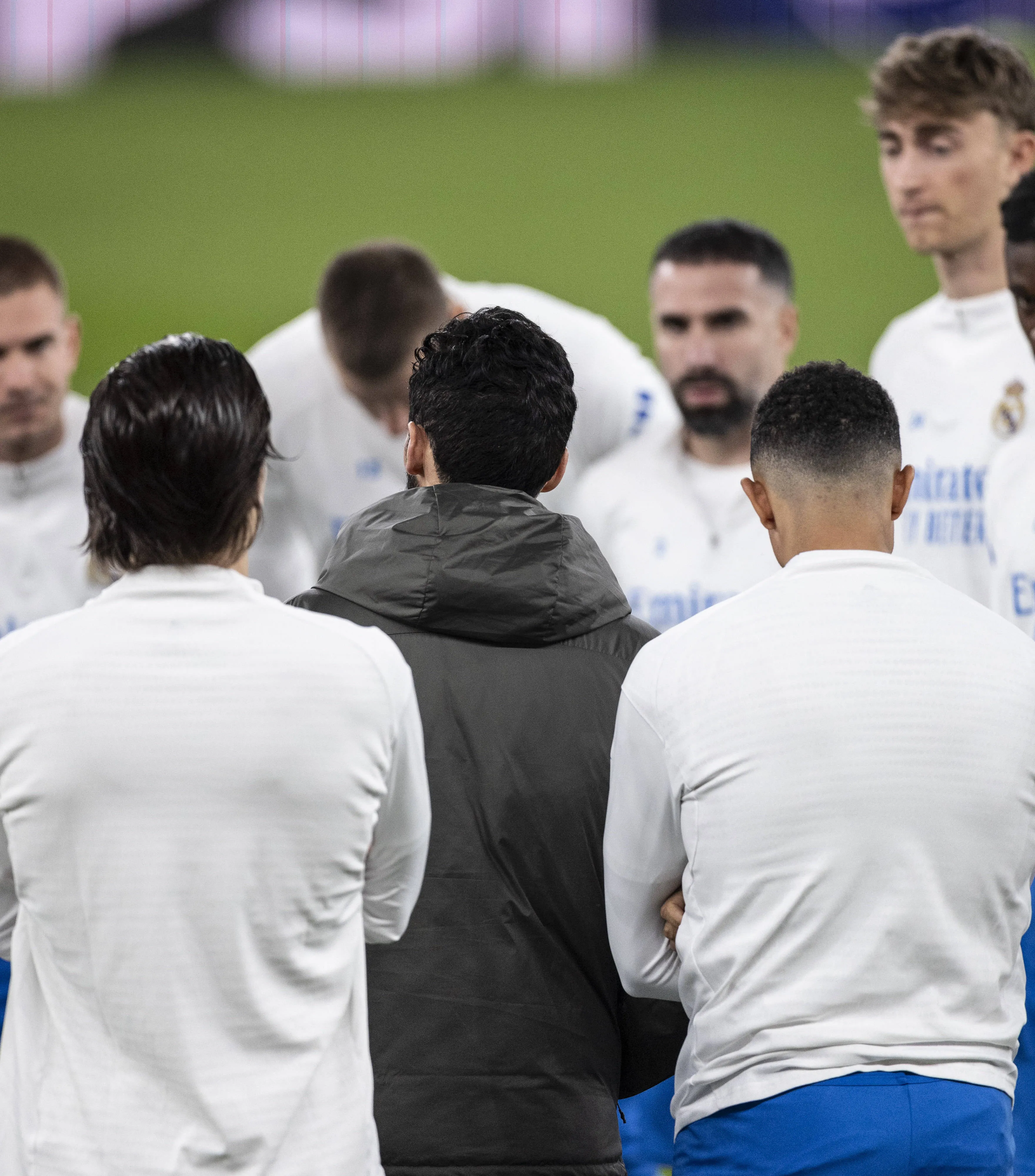 Segundo o Cadena SER, os jogadores não estão tão confiantes no trabalho do técnico Arbeloa. Além disso, a percepção do clube é que não há um líder no elenco. Foto: IMAGO /&nbsp;Sports Press Photo