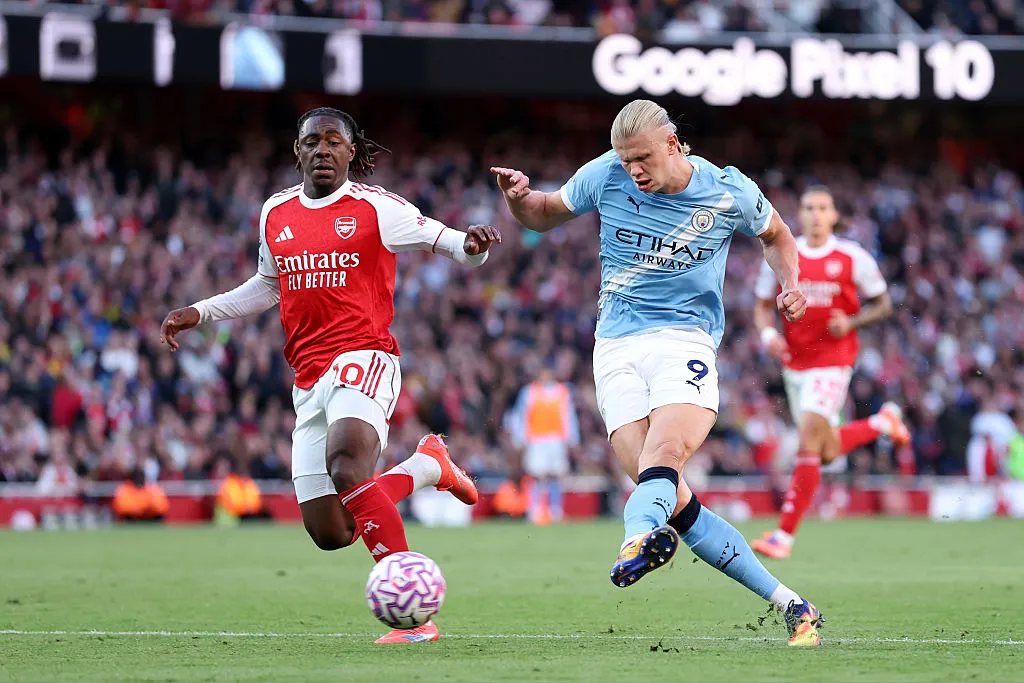 Arsenal busca vitória contra o Brighton para ampliar sua vantagem para o Manchester City na tabela do Campeonato Inglês. (Foto: Justin Setterfield/Getty Images)