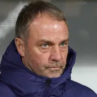 Flick se incomoda com trabalho do preparador físico do Barça