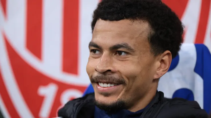 Meio-campista Dele Alli treina no Tottenham e busca novo clube. Foto: Jonathan Moscrop / Sportimage