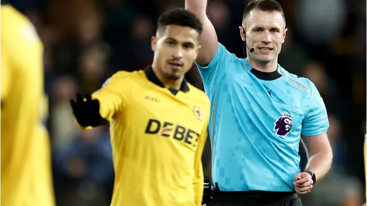 João Gomes em partida do Wolverhampton. (Photo by Dan Istitene/Getty Images)