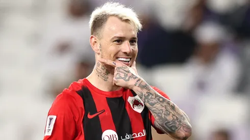 Roger Guedes em campo pelo Al-Rayyan. Foto: Francois Nel/Getty Images