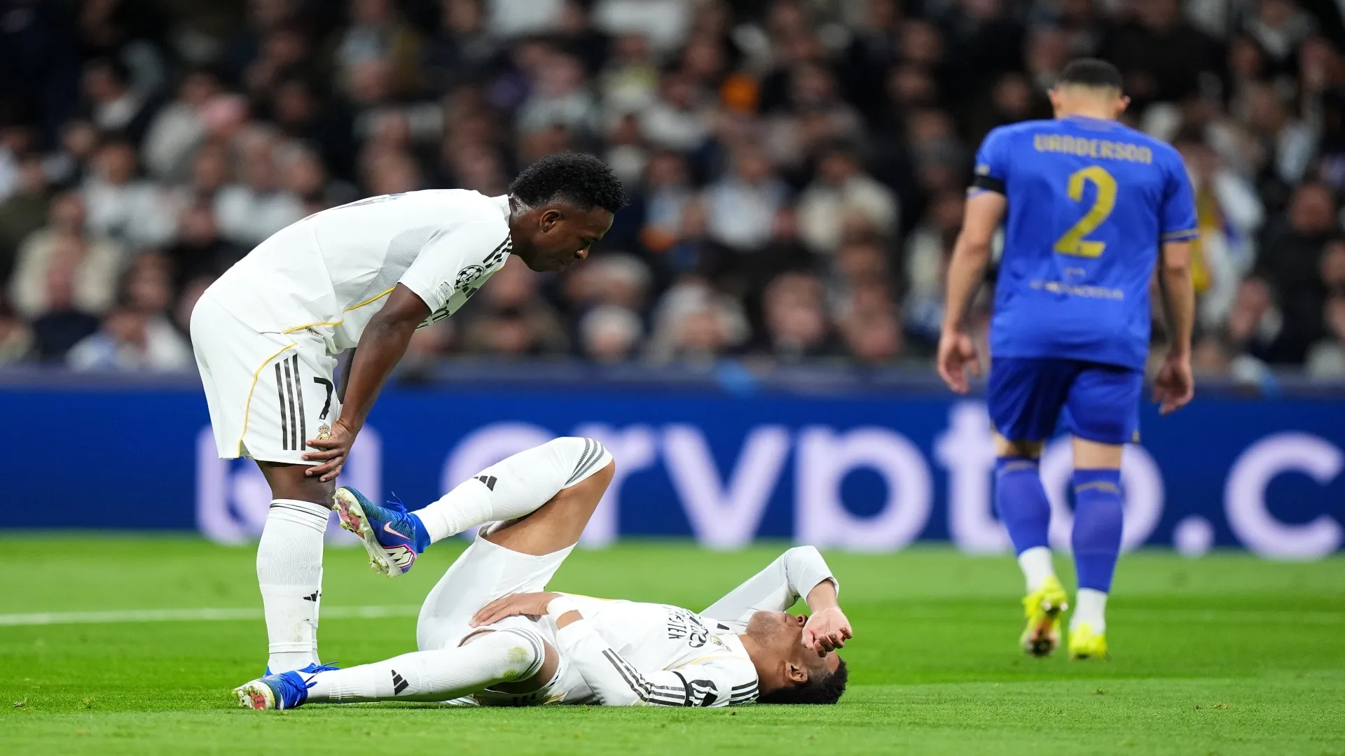 Mbappé é amparado por Vini Jr em Real Madrid e Monaco pela Champions – Angel Martinez/Getty Images