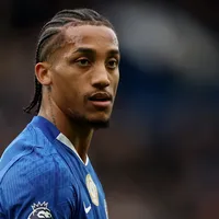 Rosenior rasga elogios para João Pedro, mas projeta evolução