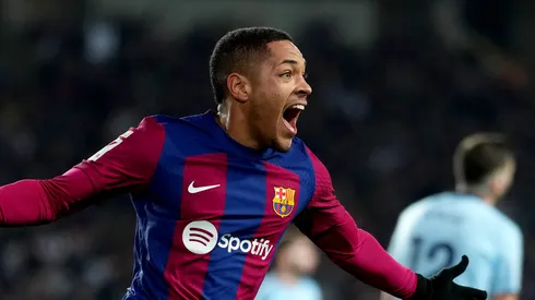 Com avanço do Chelsea por Vitor Roque, Barcelona projeta alívio no Fair Play Financeiro. (Foto de Alex Caparros/Getty Images)