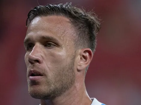 Arthur dá prioridade ao Grêmio mesmo após interesse do Como 1907