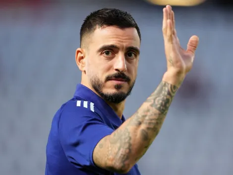 Joselu e Javi Martínez deixam Doha em evacuação de urgência