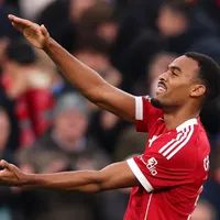 Liverpool renova o contrato de Ryan Gravenberch