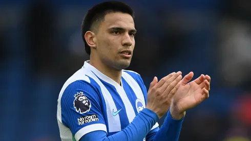 Diego Gómez em campo pelo Brighton. Foto: Mike Hewitt/Getty Images
