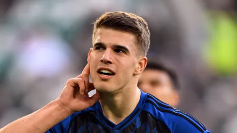 Barcelonamira Luka Vuskovic e agente da joia dá resposta enigmática. (Photo by Stuart Franklin/Getty Images)
