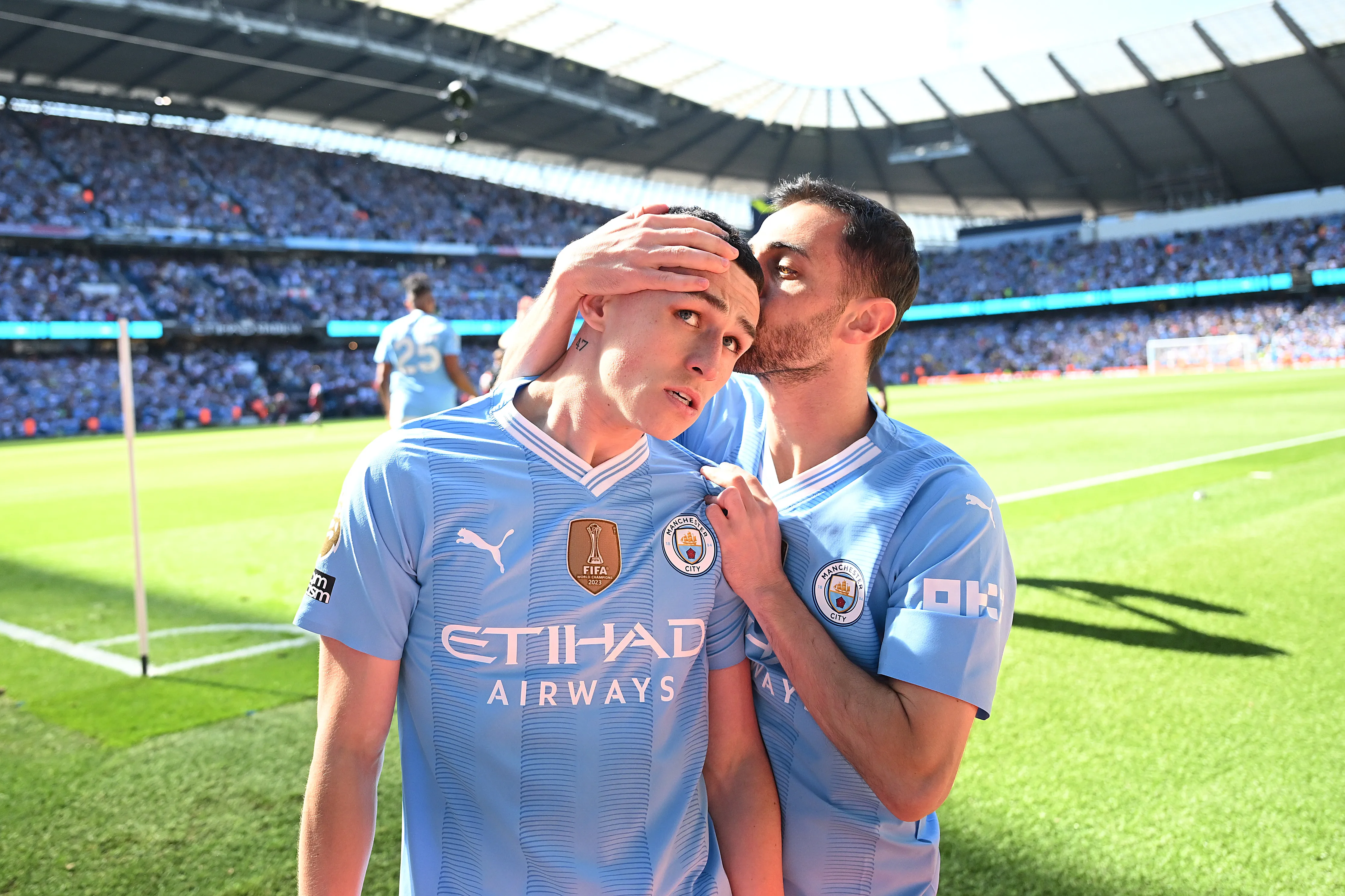 Phil Foden e Bernardo Silva são alvos do Barcelona. (Photo by Michael Regan/Getty Images)