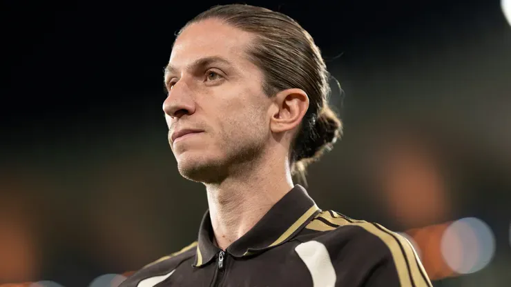 Filipe Luís durante uma partida do Flamengo. Foto: Jorge Rodrigues/AGIF