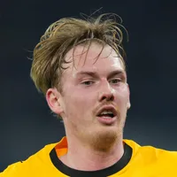 Barcelona e Arsenal monitoram Julian Brandt