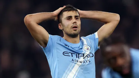 Rodri durante jogo do City. (Photo by Carl Recine/Getty Images)