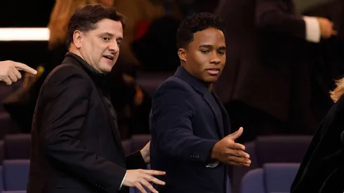 Juni Calafat e Endrick. (Foto: IMAGO / eu-images)