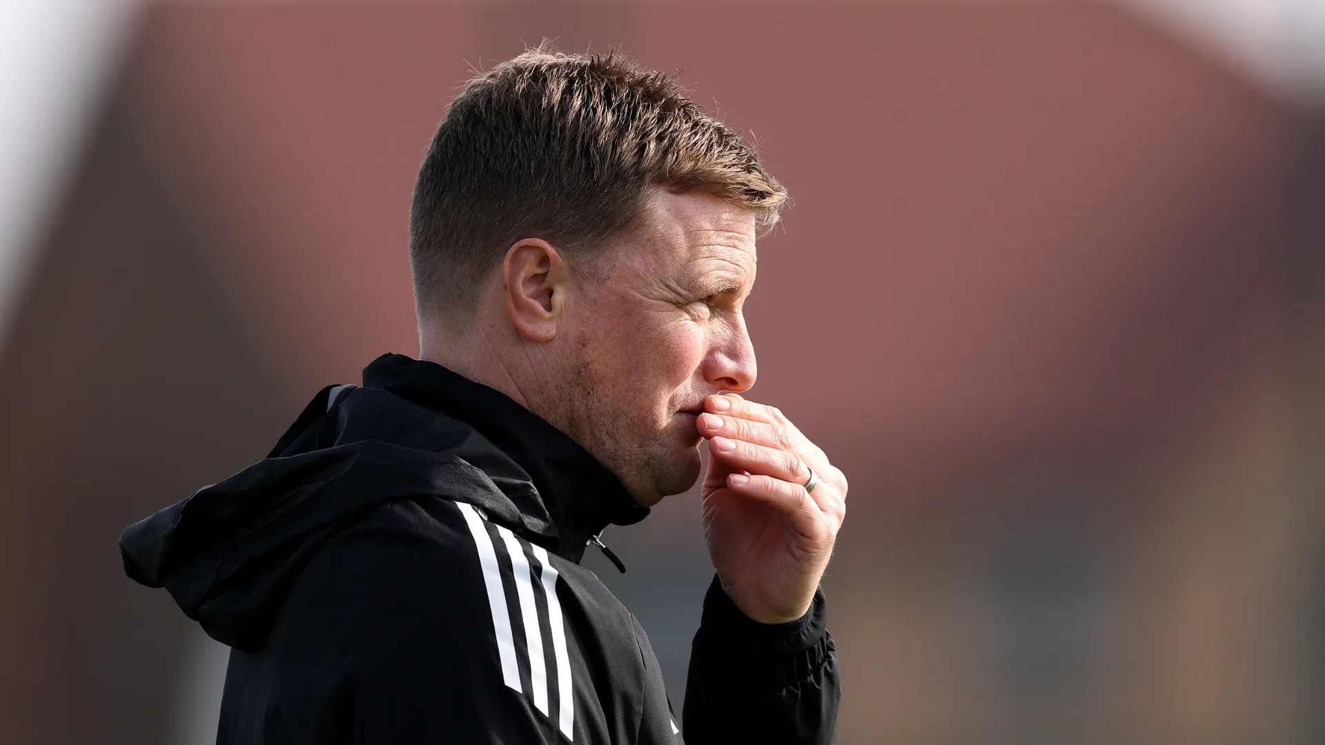 Eddie Howe durante treino do Newcastle