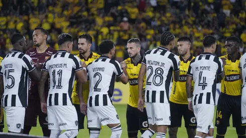 Botafogo x Barcelona de Guayaquil, se enfrentam novamente nesta terça (10), pelo jogo de volta da Libertadores. Foto: IMAGO / Agencia Prensa-Independiente