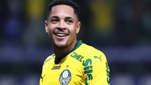 Vitor Roque em campo pelo Palmeiras. Foto: Ettore Chiereguini/AGIF
