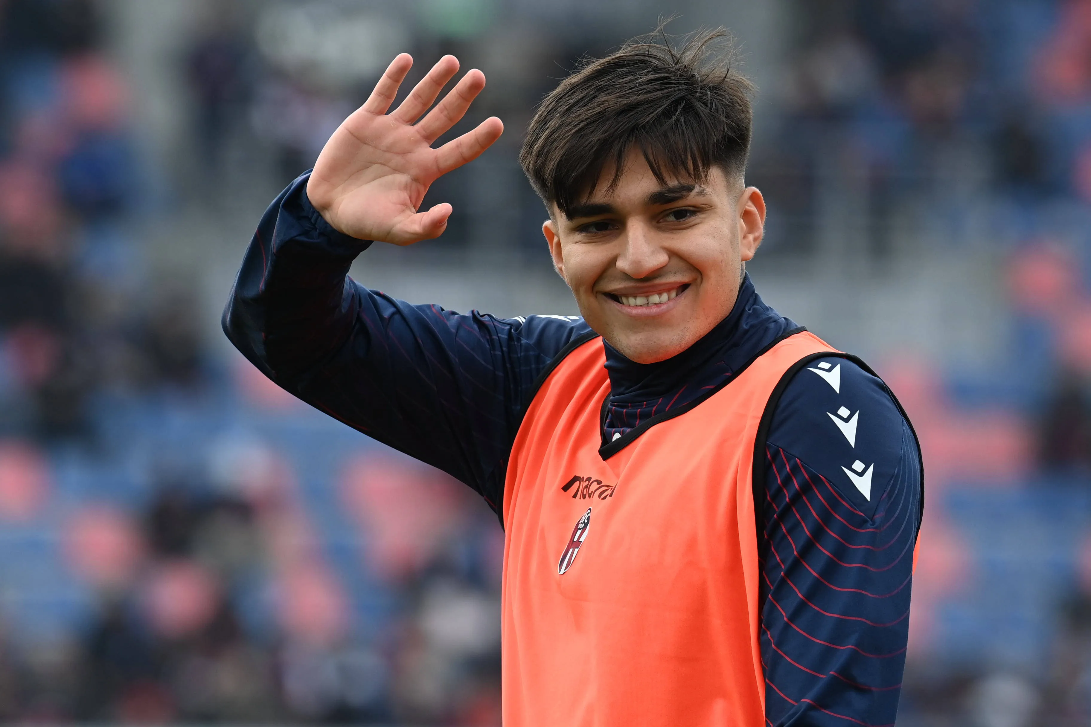 Filipe Luís queria contratar Kaio Jorge, do Cruzeiro, mas ao mesmo tempo, a diretoria aprovou Santiago Castro. O ex-técnico do Flamengo acabou descartando o jogador argentino, dizendo que se não fosse para contratar o atacante da Raposa, preferia esperar a janela do meio do ano. Com a saída de Filipe, Castro pode voltar ao radar do Flamengo, segundo o jornalista Bruno Andrade. Foto:  IMAGO /&nbsp;IPA Sport