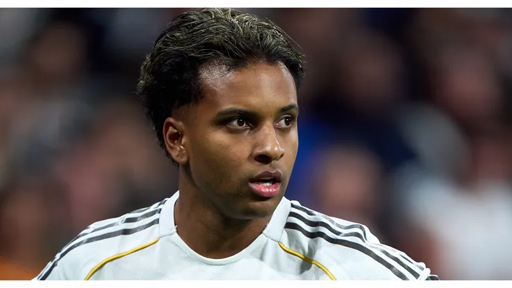 Rodrygo e Tottenham paralisam negociações após lesão ligamentar do brasileiro no Real Madrid. (Foto: Angel Martinez/Getty Images)