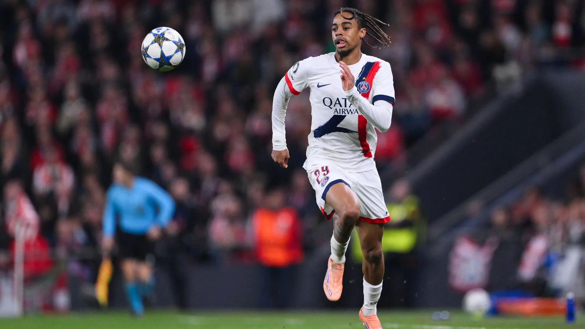 Barcola é um dos prováveis titulares do PSG (foto: David Ramos/Getty Images)