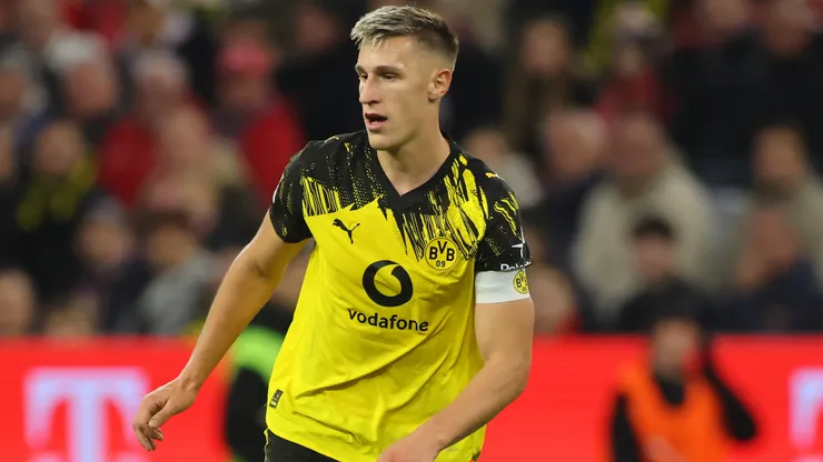 Schlotterbeck em campo pelo Borussia Dortmund. Foto: Alex Grimm/Getty Images