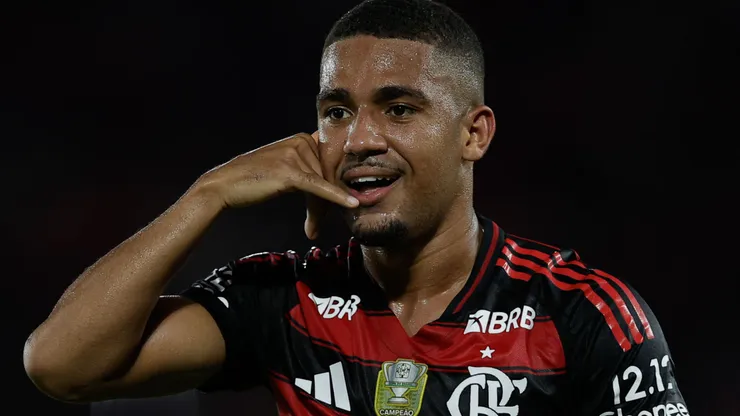 Samuel Lino em campo pelo Flamengo. Foto: Andre Mourao/AGIF