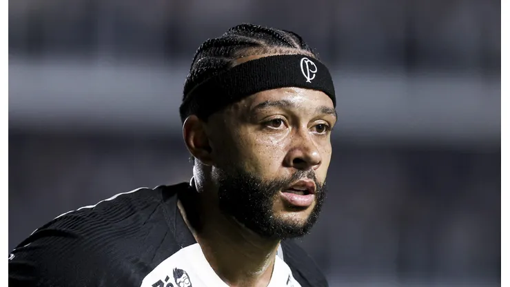 Corinthians precisará ter time competitivo para Memphis Depay renovar. (Photo by Ricardo Moreira/Getty Images)