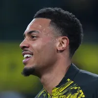 Felix Nmecha descarta Manchester City e renova com o Dortmund