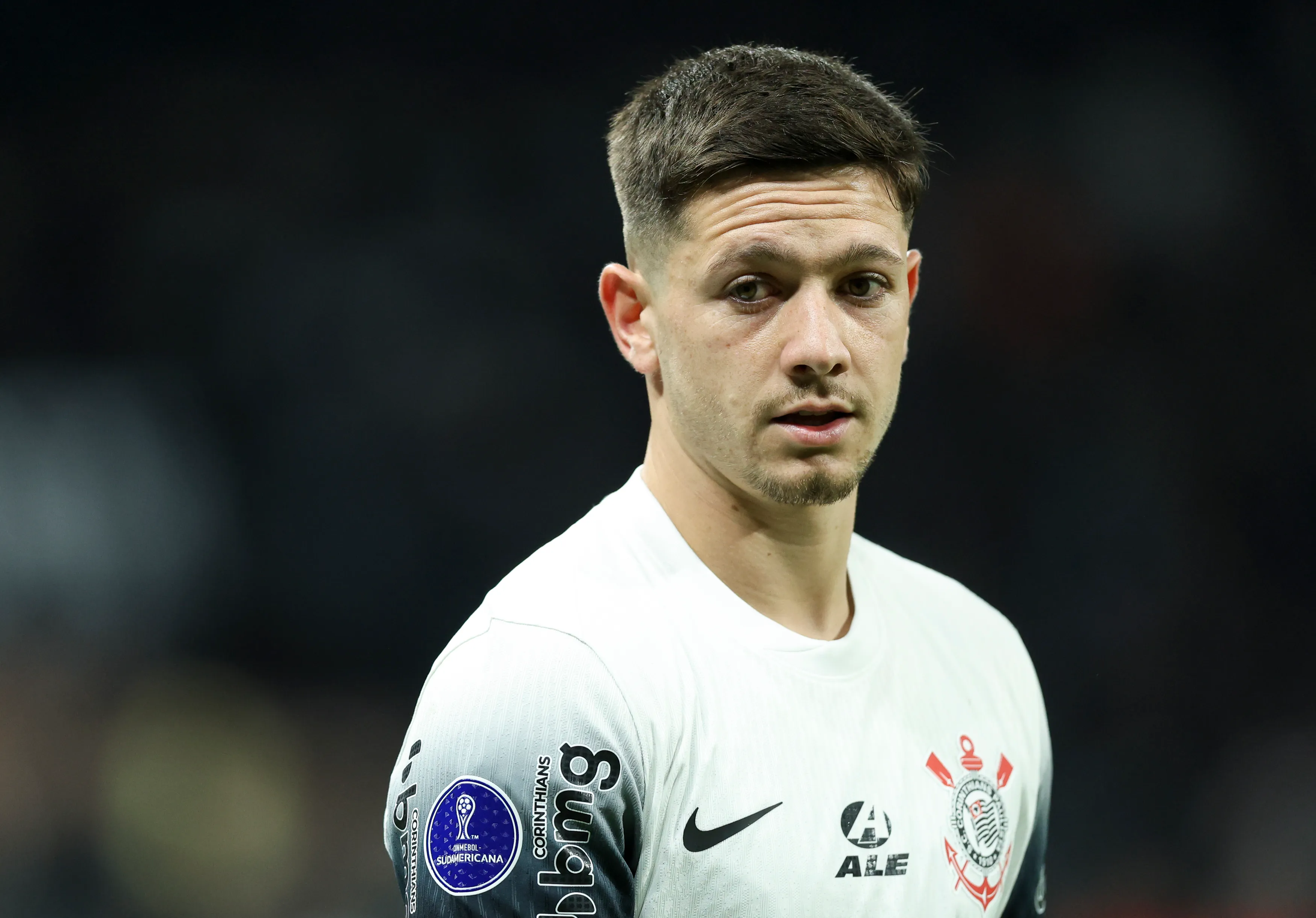 Garro não quer deixar o Corinthians (Foto: Alexandre Schneider/Getty Images)